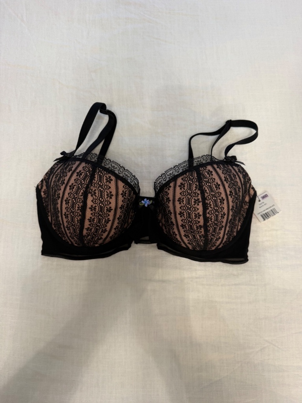 Brand New BETSEY JOHNSON T-Shirt Bra  - Size 36D